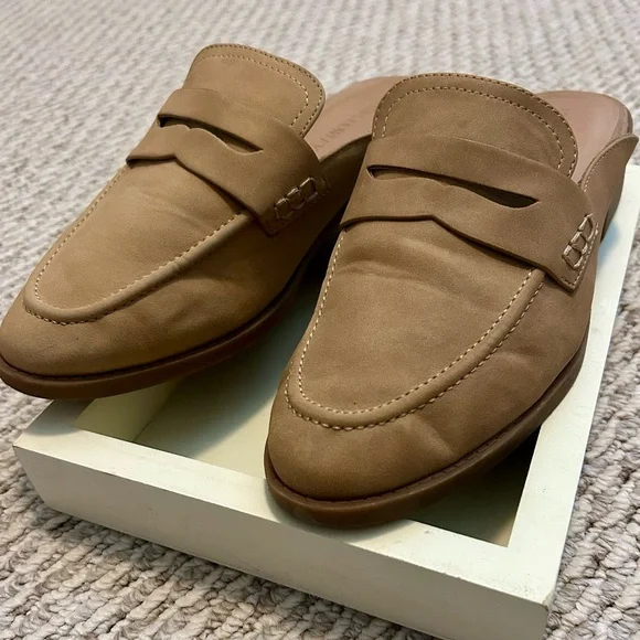 Cynthia Rowley: Prescott Slip-on Mules - Picture 9 of 9